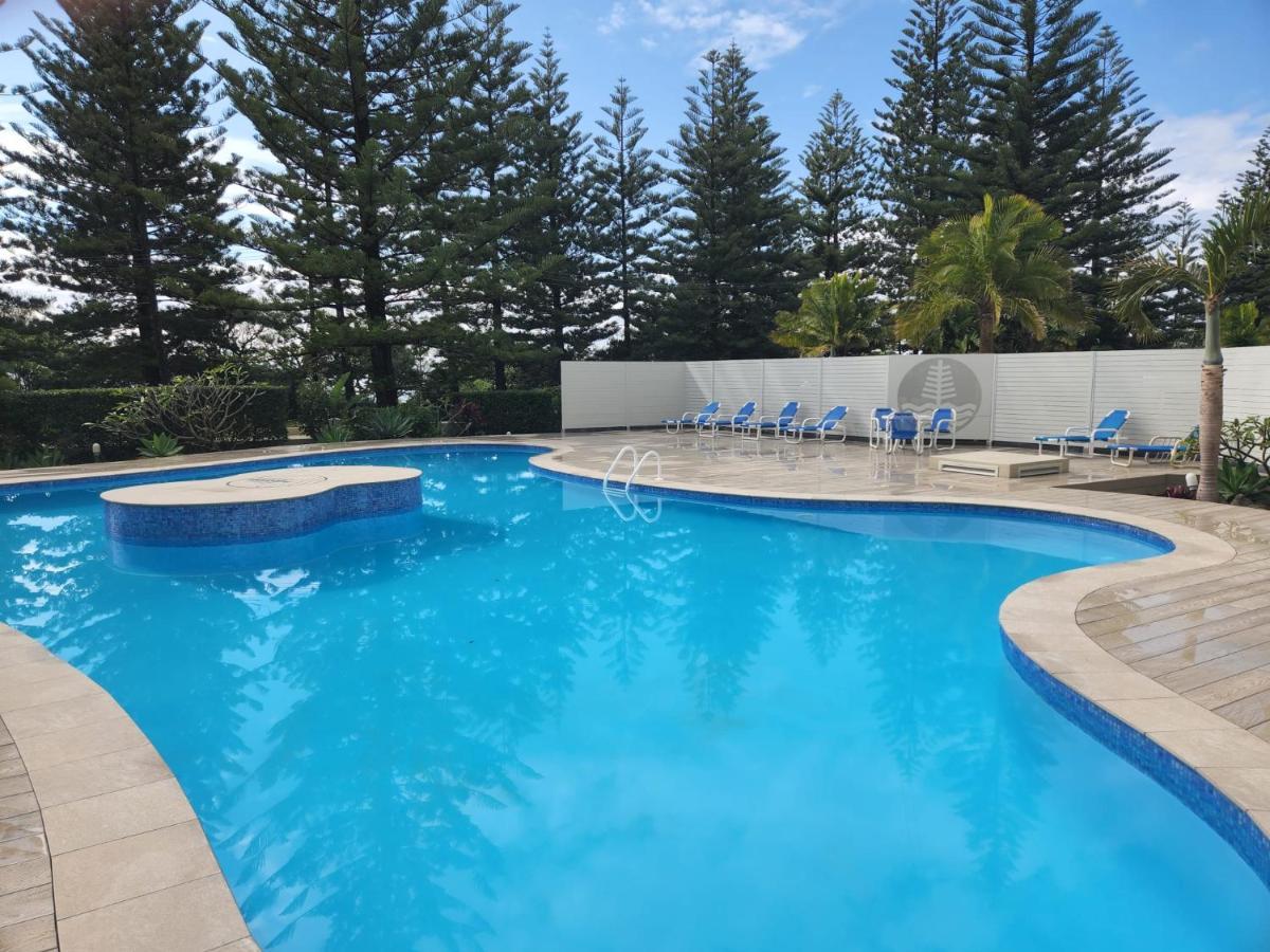 Burleigh Surf Apartments Gold Coast Exterior photo