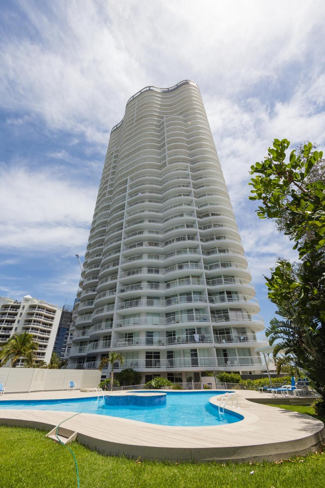 Burleigh Surf Apartments Gold Coast Exterior photo