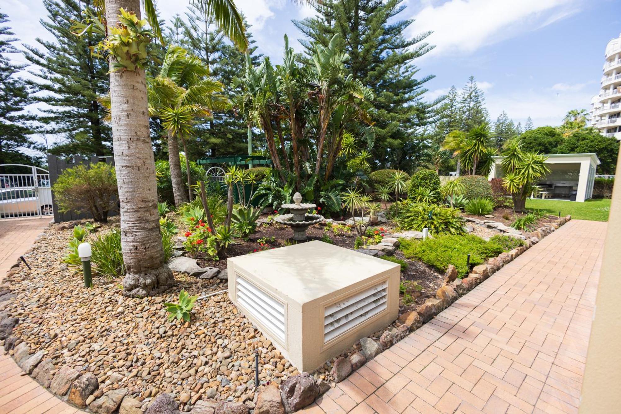 Burleigh Surf Apartments Gold Coast Exterior photo