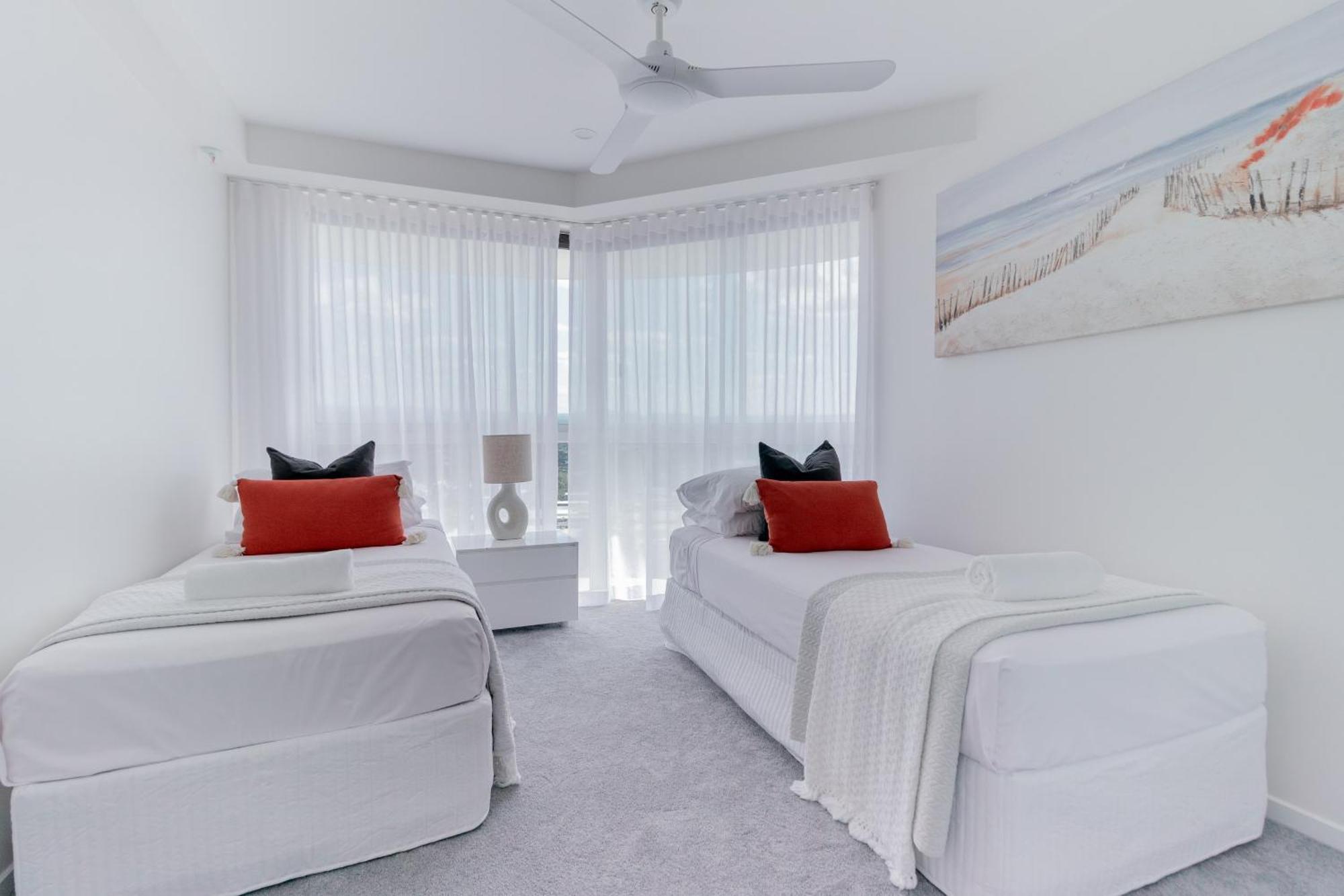 Burleigh Surf Apartments Gold Coast Exterior photo